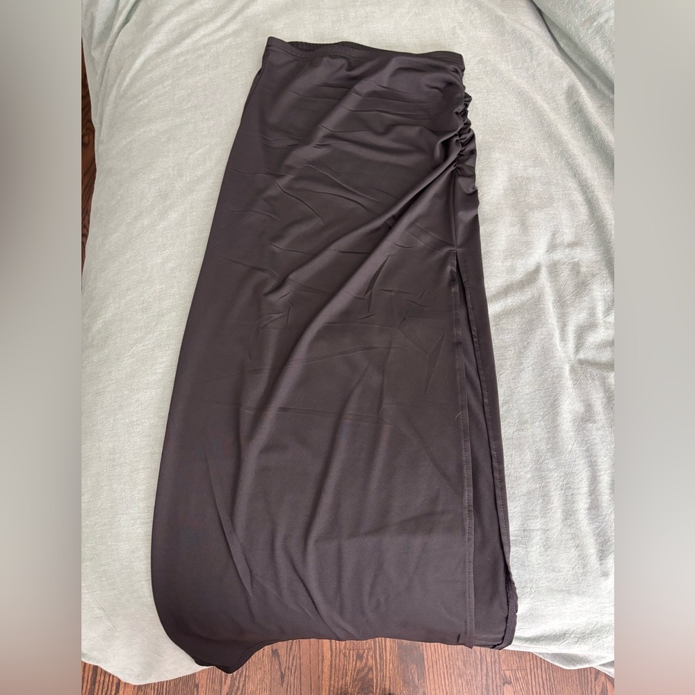Black Maxi Skirt with ruched details, size S
